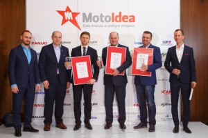 Nagrody Moto Idea 201 6- czwarty od lewej Ryszard Jania, prezes Pilkington Automotive Poland. Fot.Marek Darnikowski